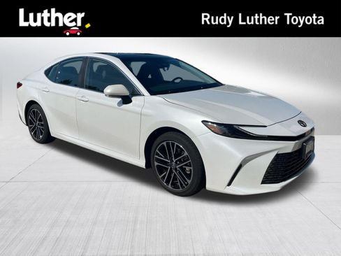 Certified 2025 Toyota Camry XLE AWD/4WD image 1