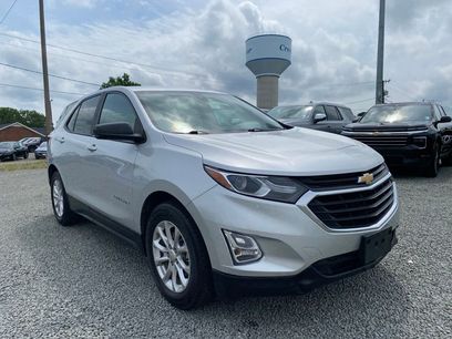 Used 2021 Chevrolet Equinox LS w/ LS Convenience Package