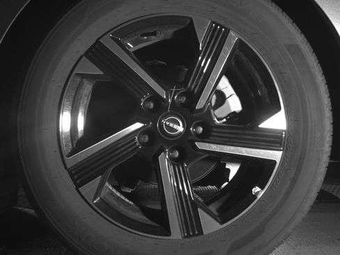 Used 2025 Nissan Sentra SV image 14