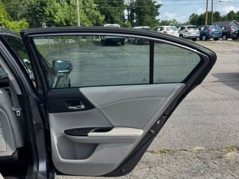 Used 2014 Honda Accord EX-L image 11