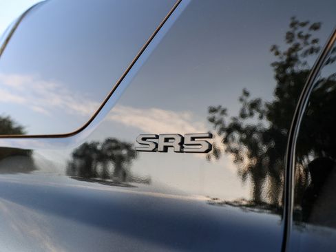 Used 2025 Toyota 4Runner SR5 AWD/4WD image 13