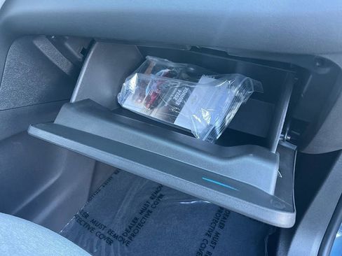 Used 2024 Chevrolet Equinox LS w/ LS Convenience Package image 58