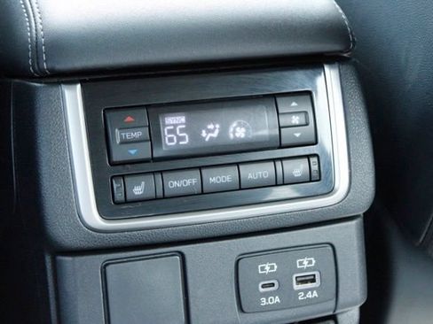 Used 2023 Subaru Ascent Limited w/ Technology Package AWD/4WD image 19