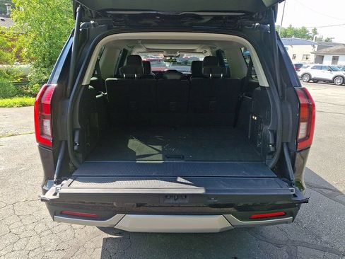 Used 2025 Ford Expedition Max Platinum AWD/4WD image 29