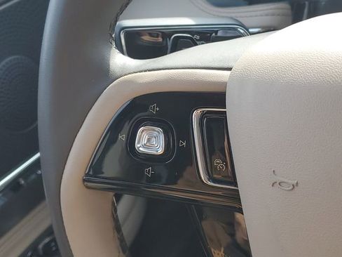 Certified 2024 Lincoln Corsair Premiere image 14