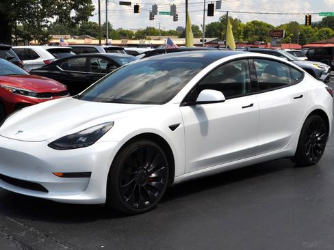 Used 2022 Tesla Model 3 Performance image 1