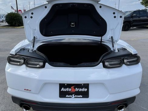 Used 2019 Chevrolet Camaro LT w/ RS Package image 11