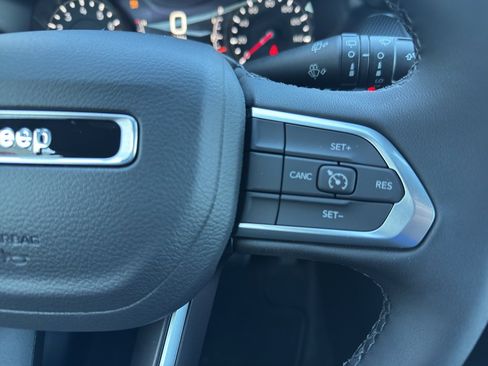 New 2026 Jeep Compass Latitude image 20