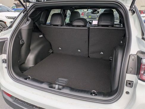 New 2026 Jeep Compass Limited w/ Sun, Sound & Navigation Group image 27