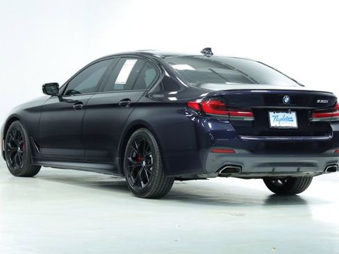 Used 2021 BMW 530i w/ M Sport Package image 6