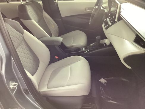 Used 2020 Toyota Corolla LE FWD image 20