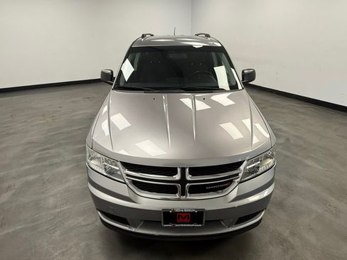 Used 2017 Dodge Journey SE w/ Flexible Seating Group FWD image 15