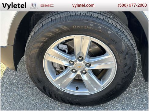 Certified 2022 Chevrolet Trax LT w/ LT Convenience Package image 7