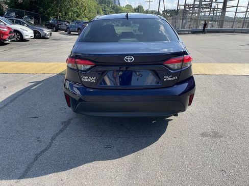 Used 2023 Toyota Corolla XLE FWD image 4