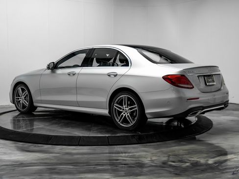 Used 2020 Mercedes-Benz E 350 4MATIC Sedan w/ Parking Assistance Package image 8