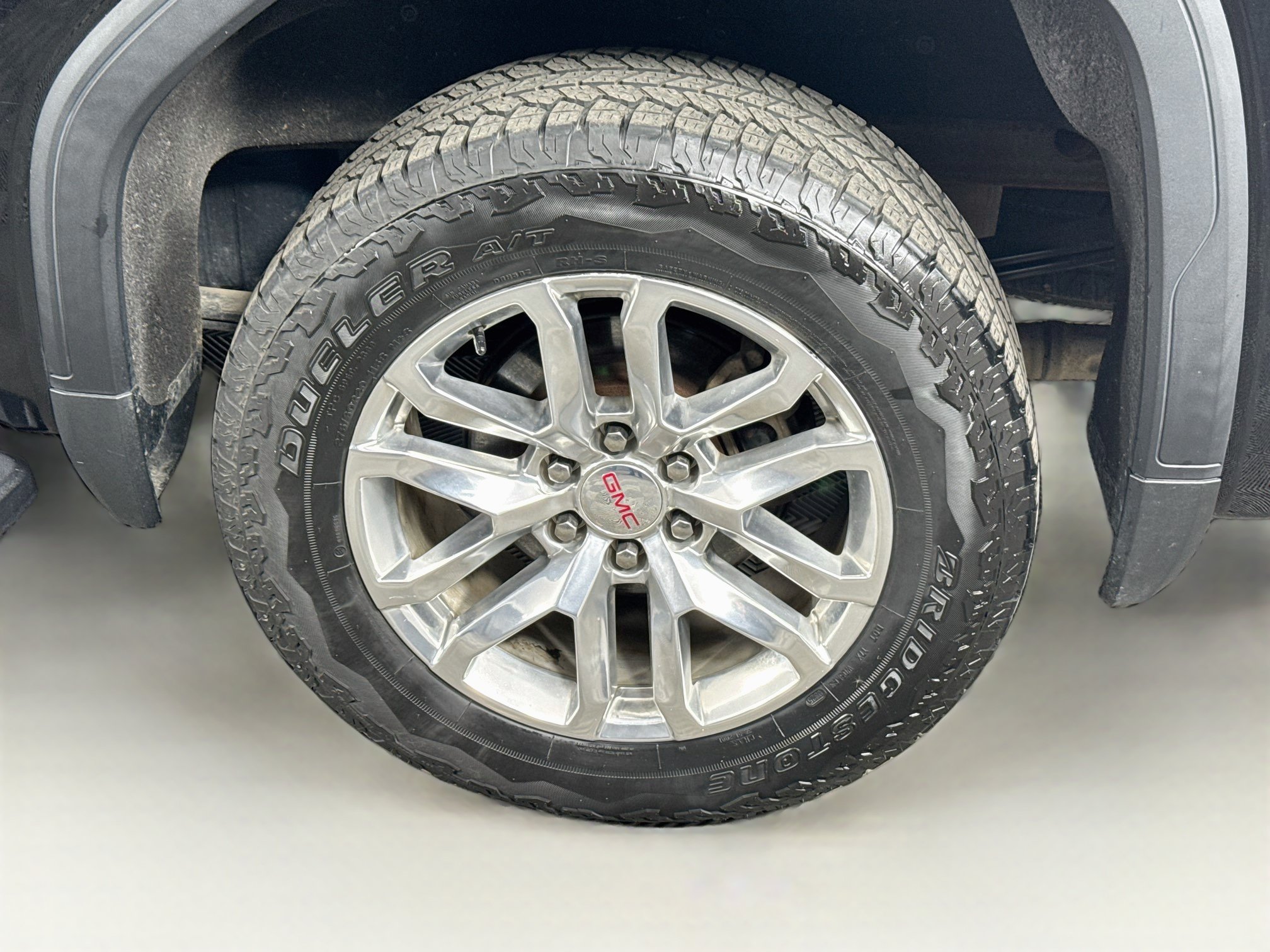 Used 2021 GMC Sierra 1500 SLT w/ SLT Premium Plus Package AWD/4WD image 9