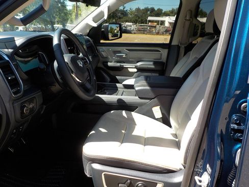 Used 2023 RAM 1500 Limited image 15