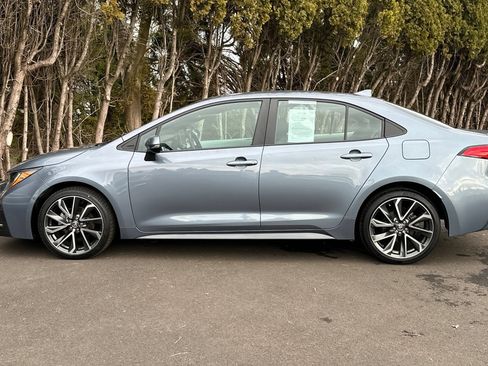 Used 2022 Toyota Corolla SE image 7