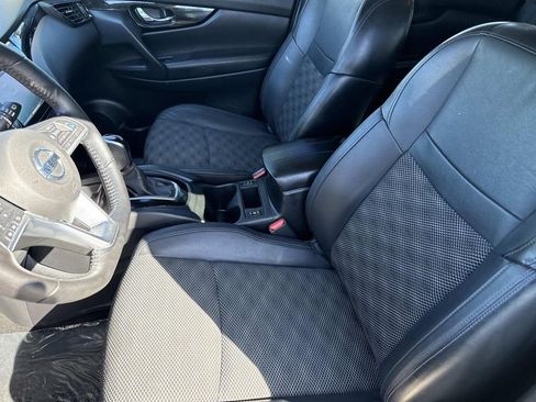 Certified 2022 Nissan Rogue Sport SV w/ Technology Package image 21