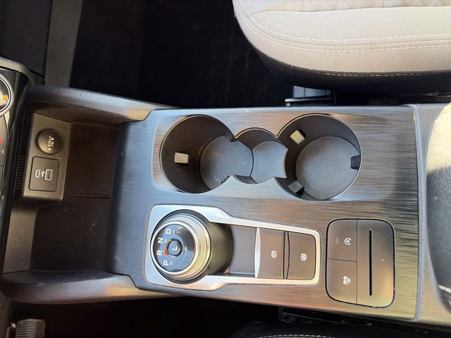 Used 2022 Ford Escape SE w/ Cold Weather Package FWD image 22