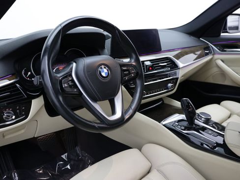 Used 2017 BMW 530i RWD image 12
