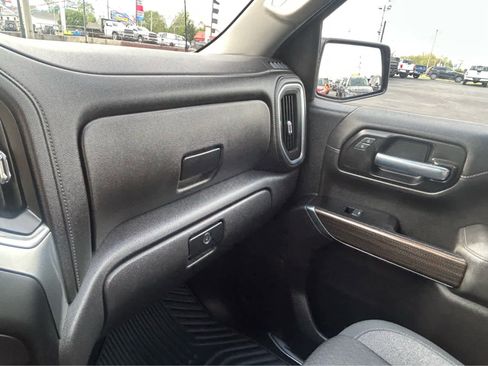 Used 2022 Chevrolet Silverado 1500 LT w/ Bed Protection Package image 40