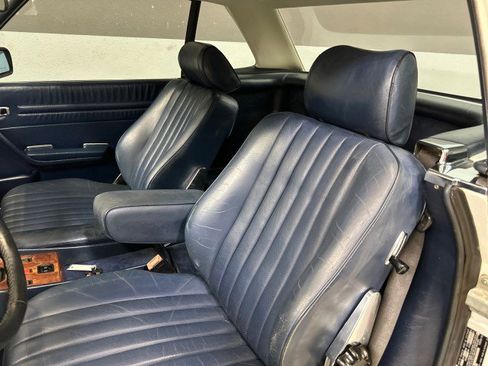 Used 1988 Mercedes-Benz 560 SL image 16