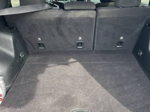 Used 2019 Jeep Cherokee Latitude w/ Popular Appearance Group FWD image 29