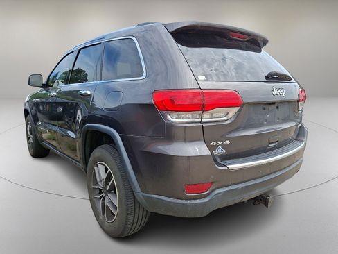 Used 2018 Jeep Grand Cherokee Limited AWD/4WD image 6