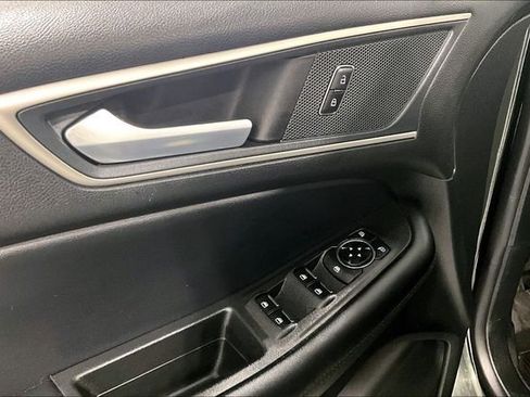 Used 2024 Ford Edge SEL w/ Convenience Package image 38