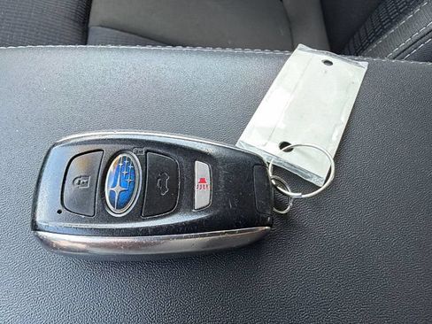 Used 2021 Subaru Ascent Premium w/ Convenience Package AWD/4WD image 29