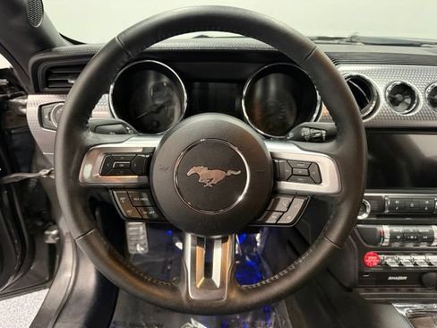 Used 2017 Ford Mustang GT Premium w/ GT Performance Package RWD image 18