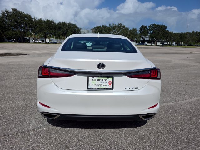 Used 2025 Lexus ES 350 w/ Premium Package FWD image 4