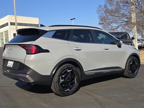 New 2026 Kia Sportage EX image 3
