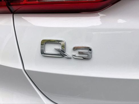 Certified 2024 Audi Q3 2.0T Premium Plus w/ Premium Plus Package AWD/4WD image 33