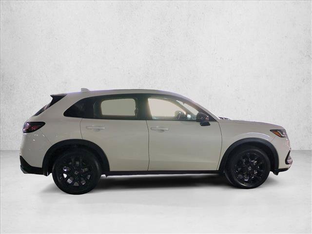Used 2024 Honda HR-V Sport image 4