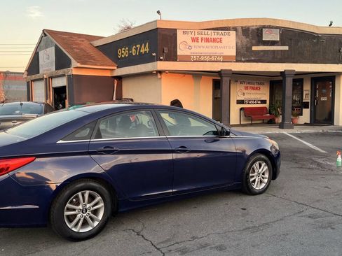 Used 2013 Hyundai Sonata GLS image 8