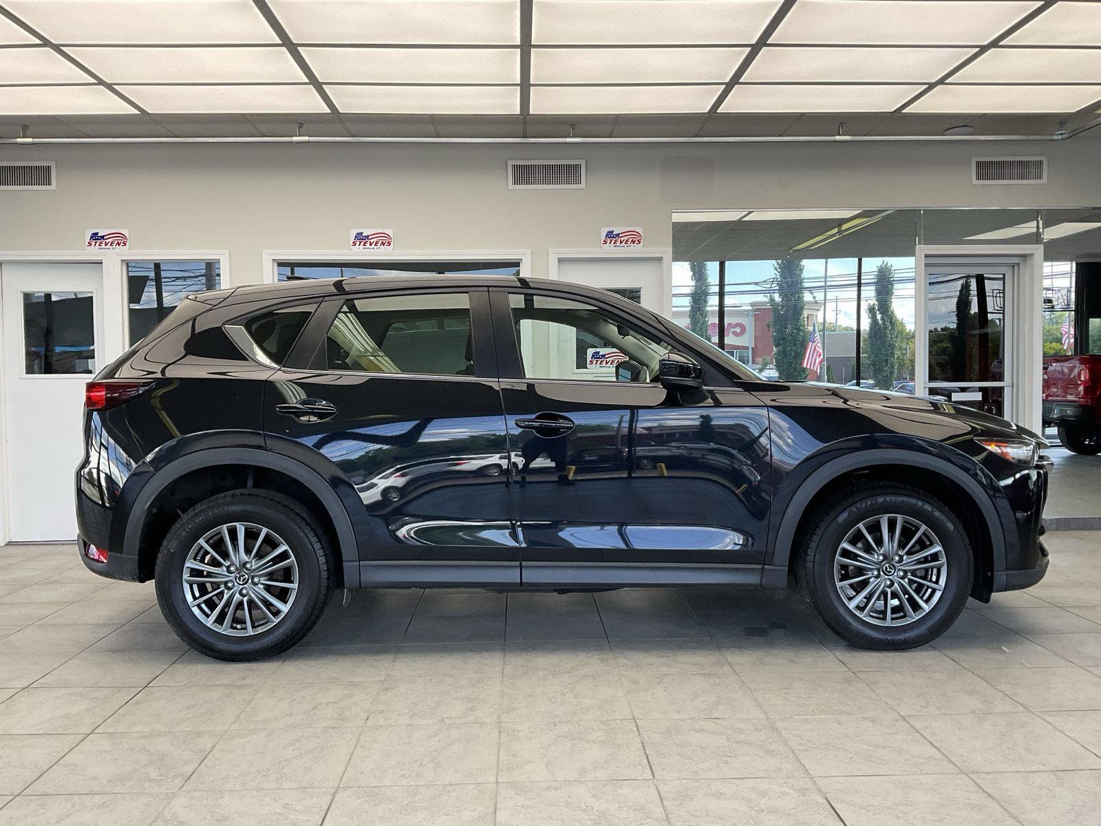 Used 2017 MAZDA CX-5 Sport AWD/4WD image 4