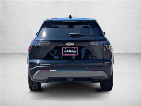New 2026 Chevrolet Equinox LT FWD image 8