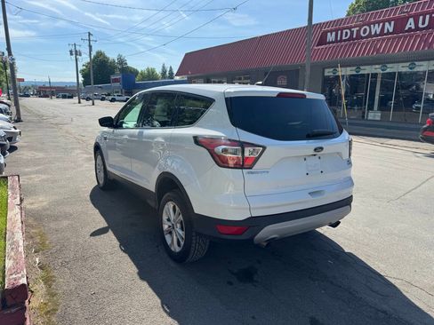 Used 2017 Ford Escape SE AWD/4WD image 6