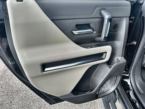 New 2026 GMC Hummer EV SUV image 15