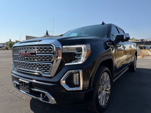 Used 2021 GMC Sierra 1500 Denali w/ Denali Ultimate Package AWD/4WD image 9