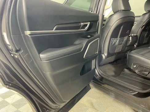 Used 2025 Kia Telluride S AWD/4WD image 23