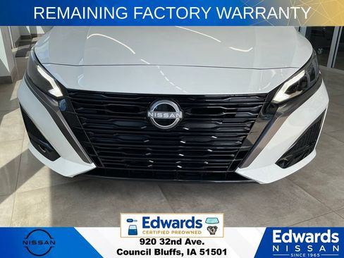 Used 2026 Nissan Altima 2.5 SV AWD/4WD image 3