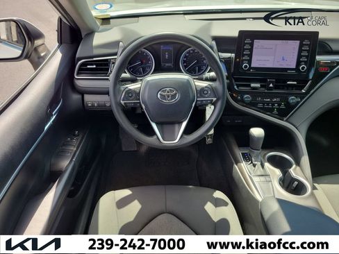 Used 2022 Toyota Camry LE FWD image 16