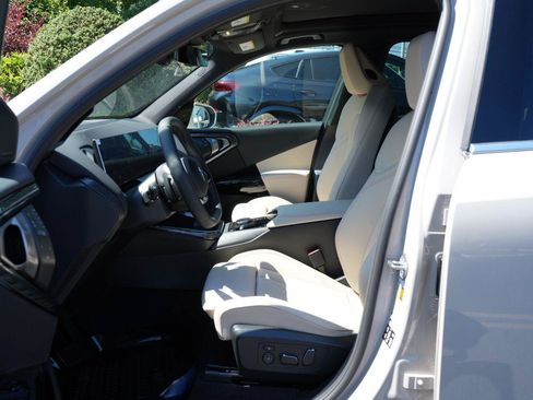 Used 2026 BMW X3 xDrive30i w/ Premium Package AWD/4WD image 2