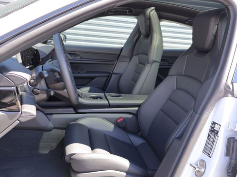 New 2026 Porsche Taycan 4S AWD/4WD image 5