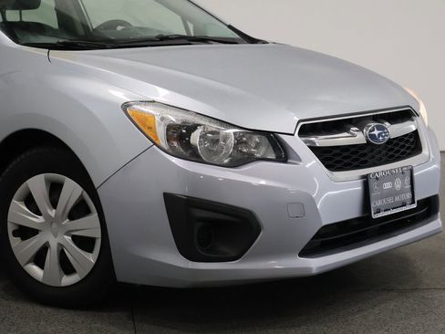 Used 2013 Subaru Impreza 2.0i image 3