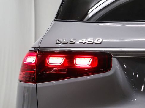 Certified 2026 Mercedes-Benz GLS 450 4MATIC image 11