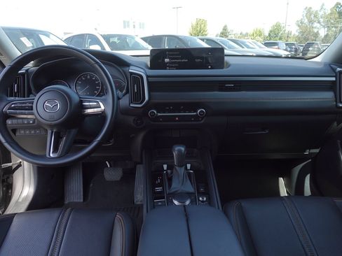 Used 2025 MAZDA CX-50 AWD 2.5 Hybrid w/ Premium Pkg image 12